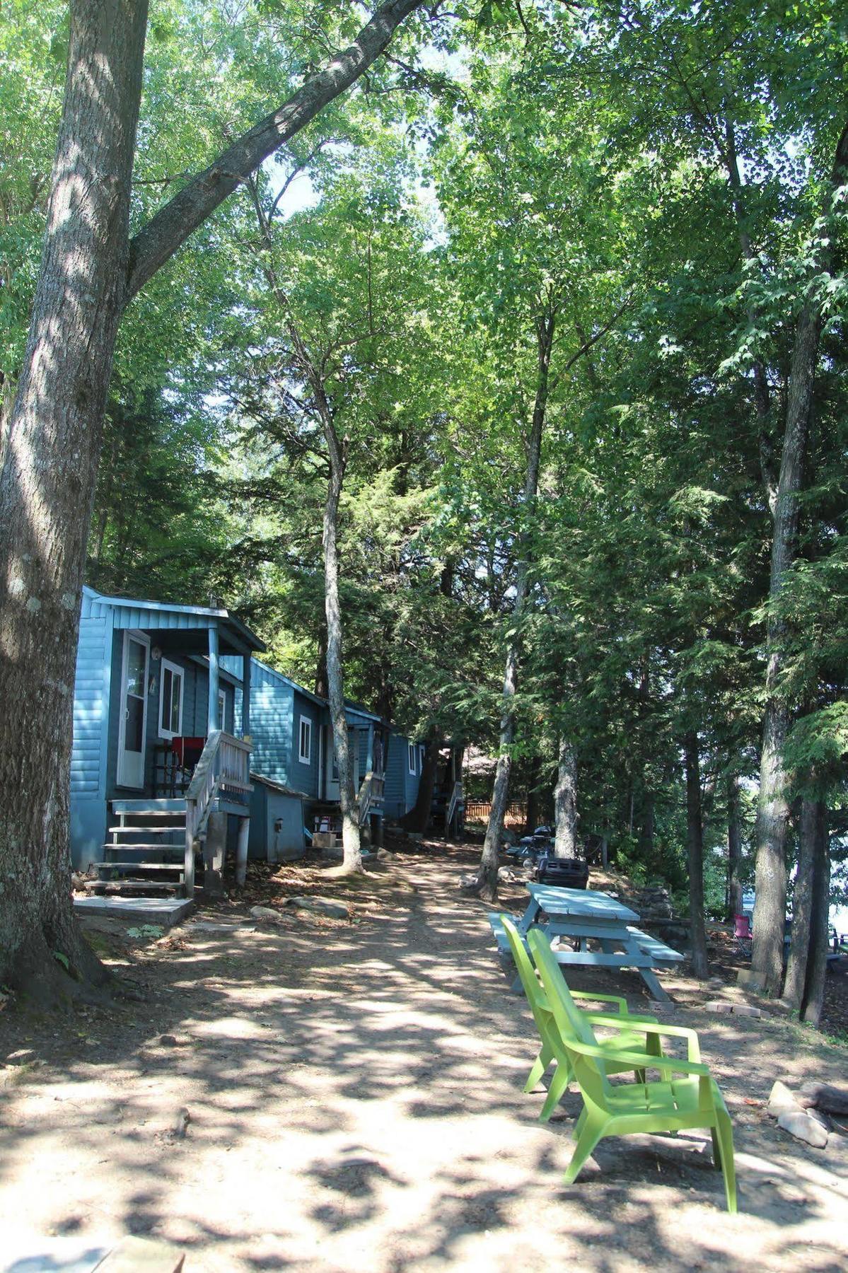 Black Lake Cabins Torrance 外观 照片